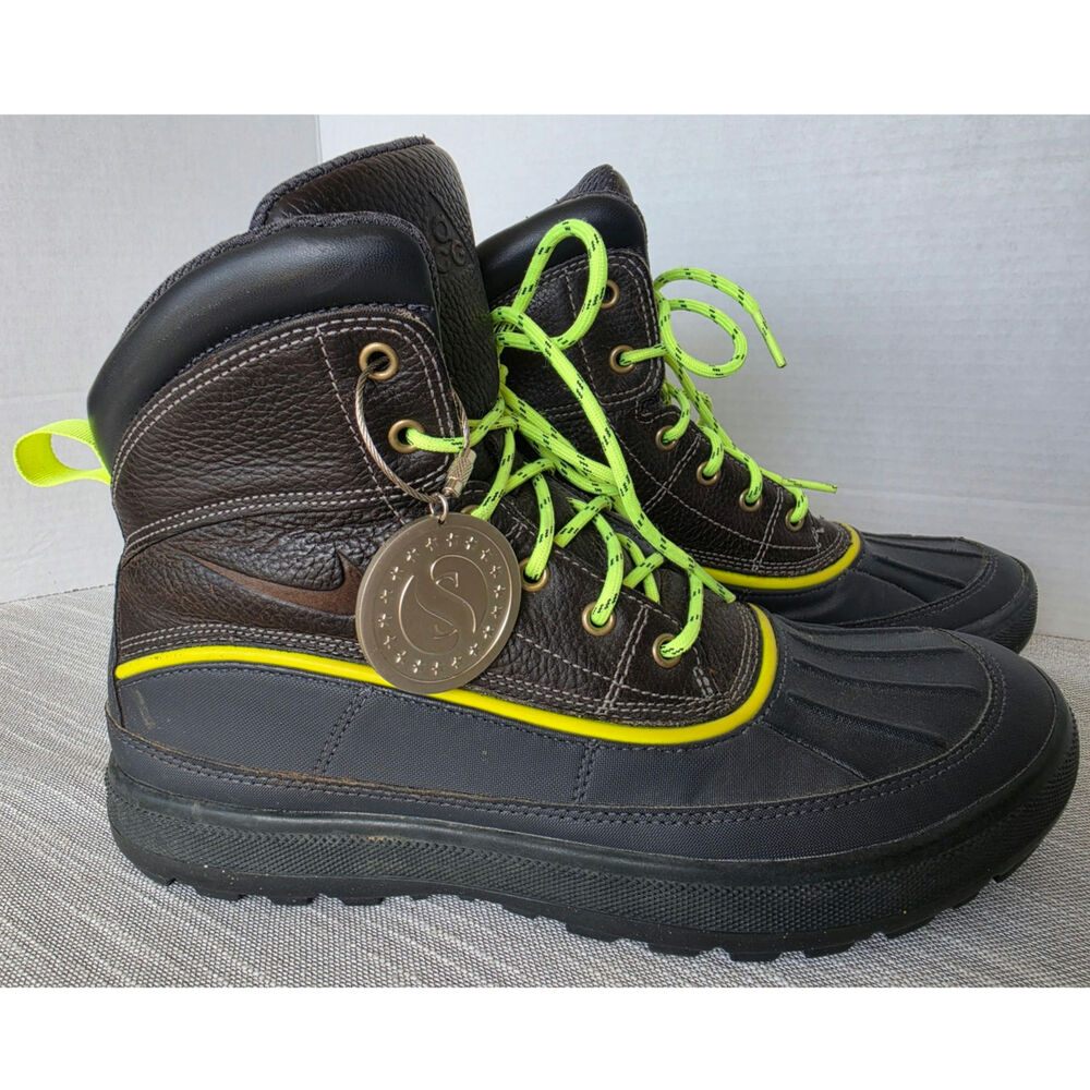 Brown & Black Nike ACG Woodside II Waterproof Duck Boots Neon Laces & Piping